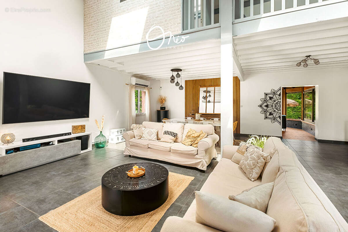 Maison à SAINT-SYMPHORIEN-D'OZON