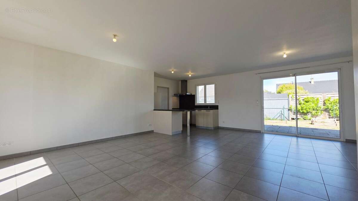 Maison à LE SUBDRAY