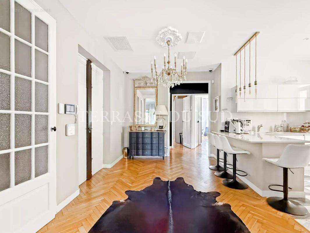 Appartement à MARSEILLE-8E