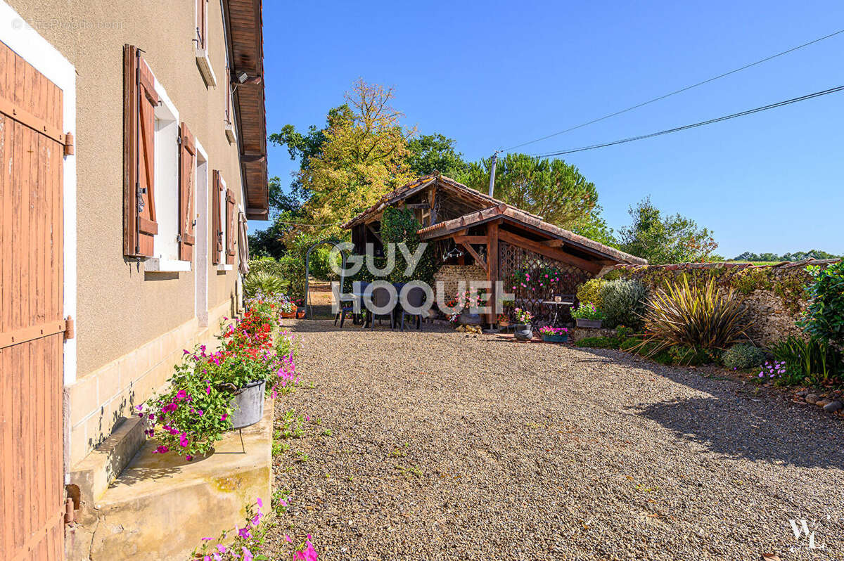Maison à GRENADE-SUR-L'ADOUR