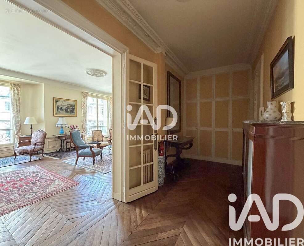 Photo 6 - Appartement à PARIS-16E