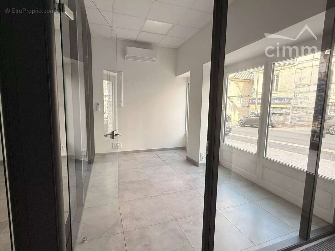 Immeuble de bureaux - centre-ville de blois - investissement ou installation d'entreprise - photo 4