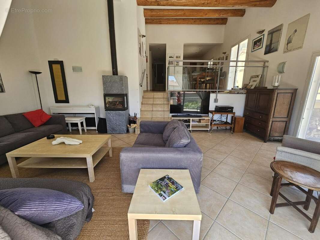 Maison à PERET