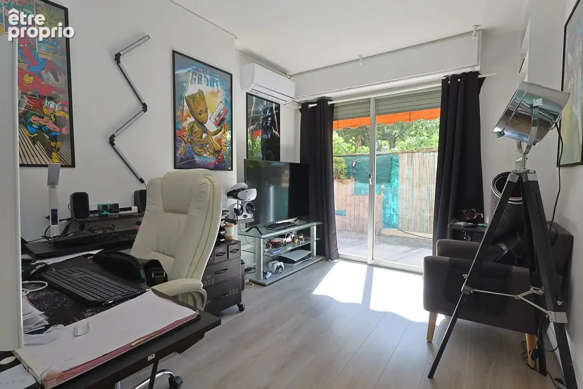 Antibes : 4 pièces avec extérieur d'environ 30 m², parking et cave - photo 7