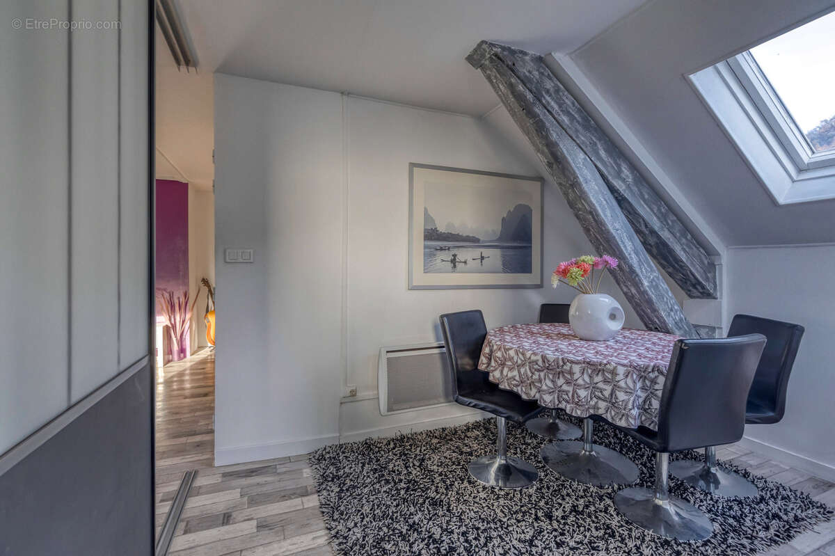 Appartement à DOMENE