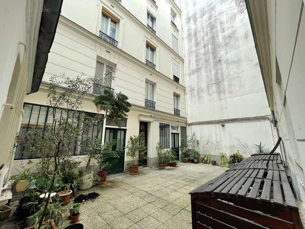 Appartement à PARIS-11E