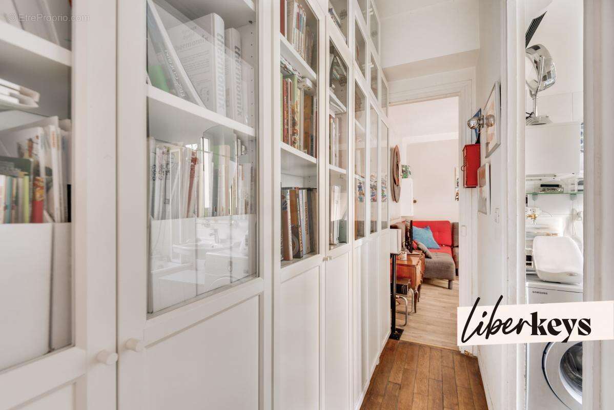 Appartement à COURBEVOIE