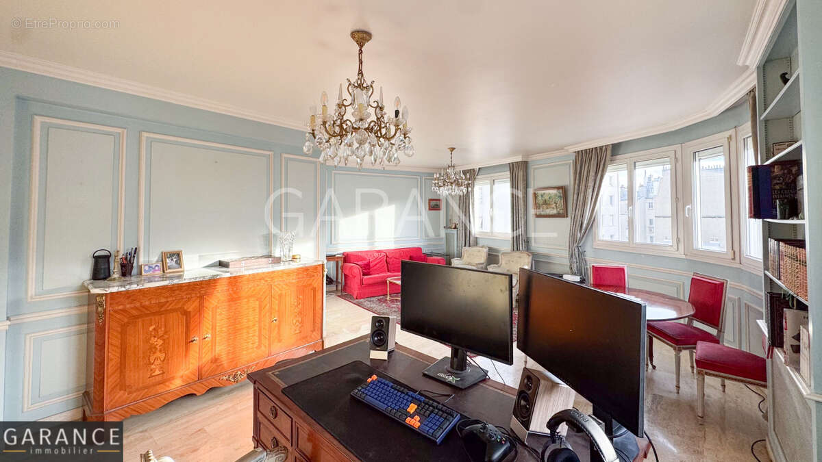 Appartement à PARIS-12E