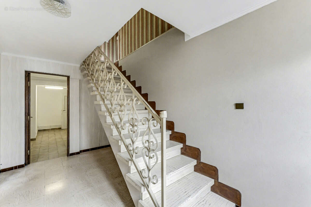 Maison à VILLENOUVELLE