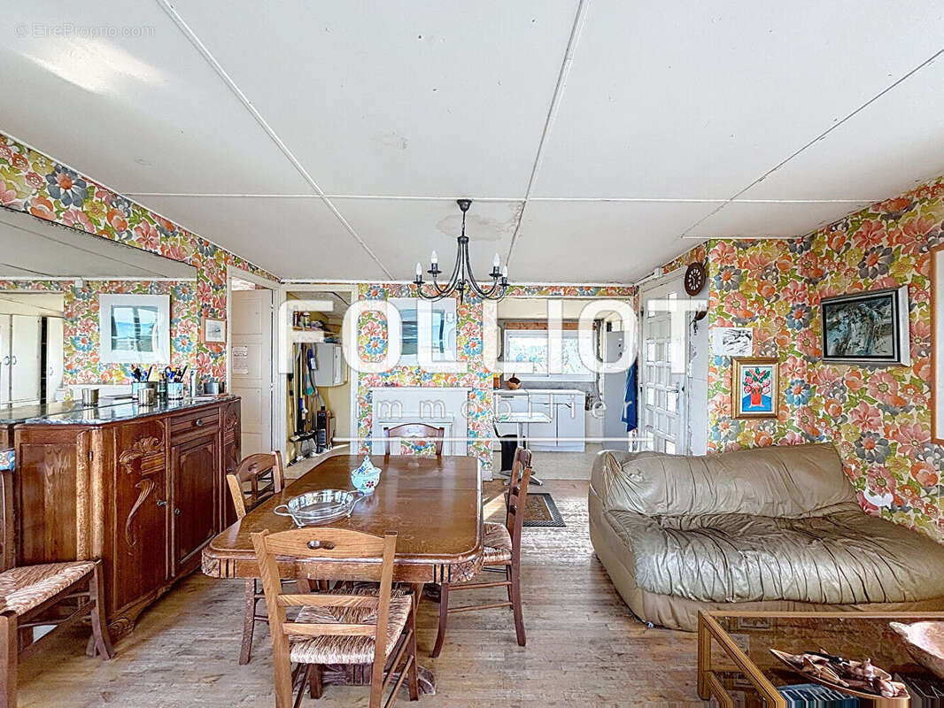 Maison à HAUTEVILLE-SUR-MER