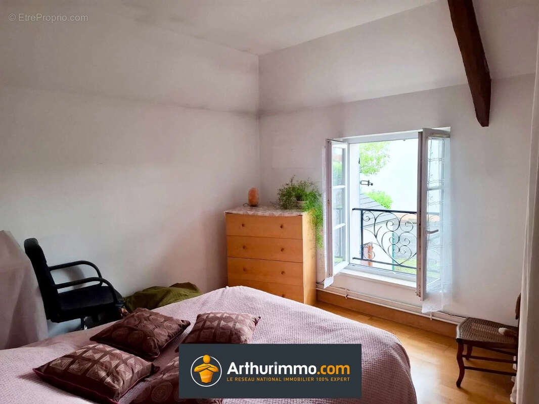 Maison à COULOMMIERS