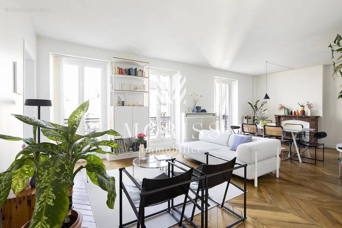 Appartement à PARIS-11E