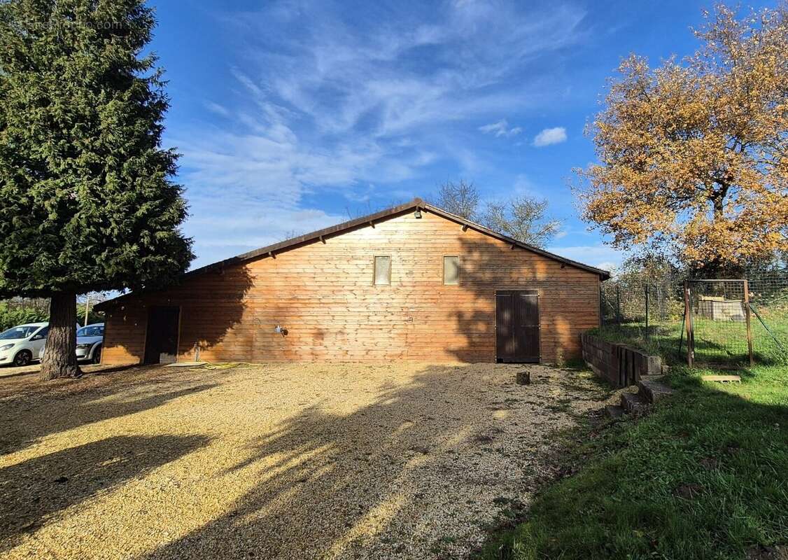 Maison à PRECIGNE