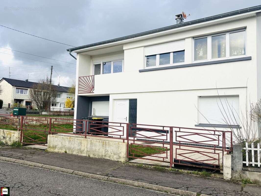 Maison à LEXY