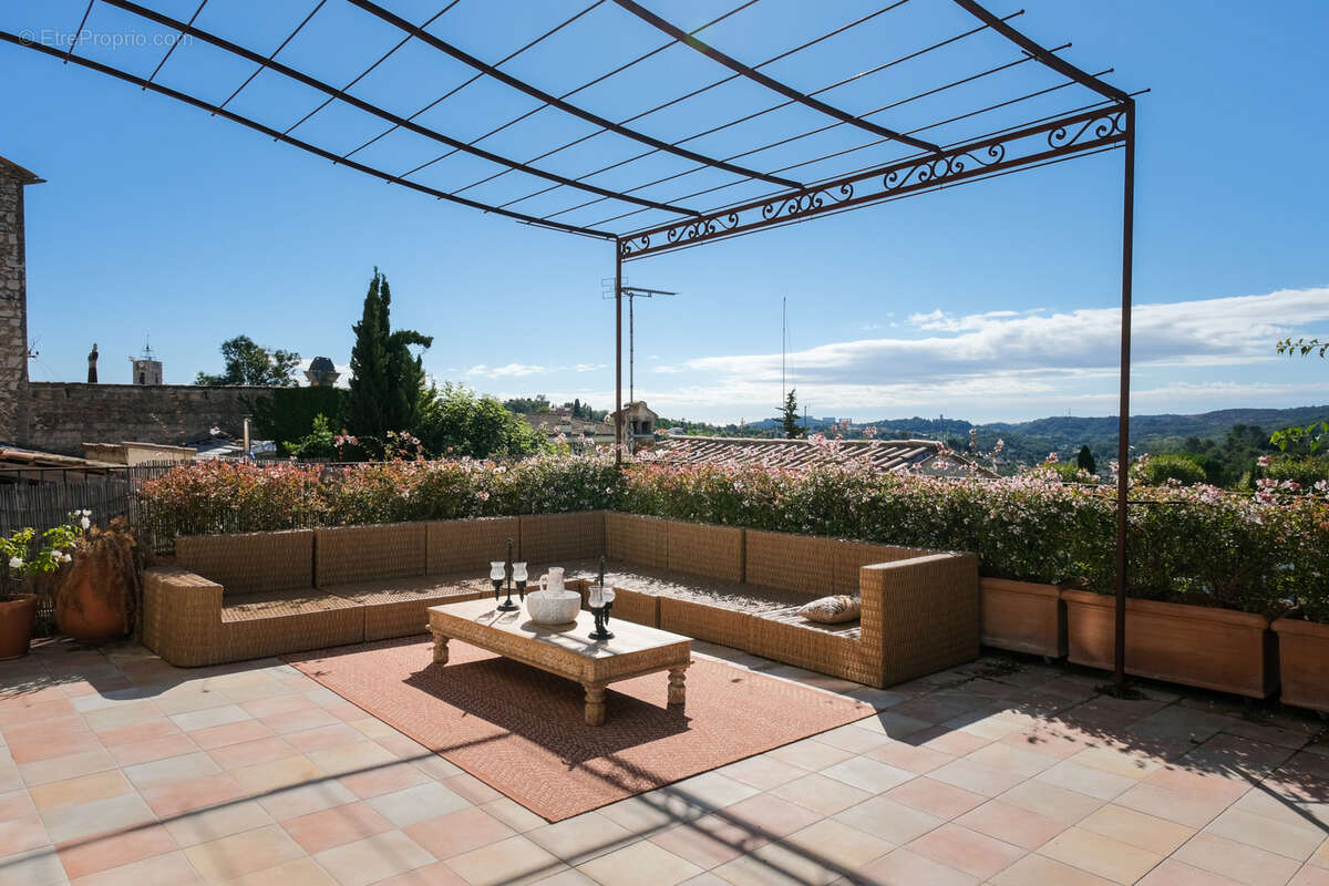 Maison à LA COLLE-SUR-LOUP