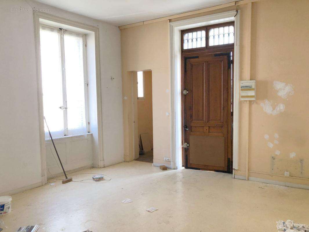 Appartement à TENAY