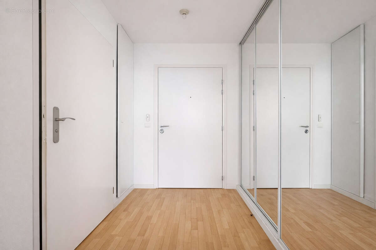 Appartement à SURESNES