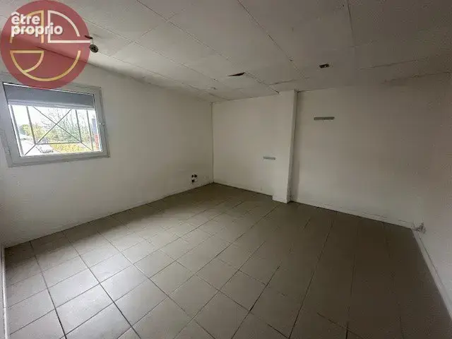Local commercial - photo 3
