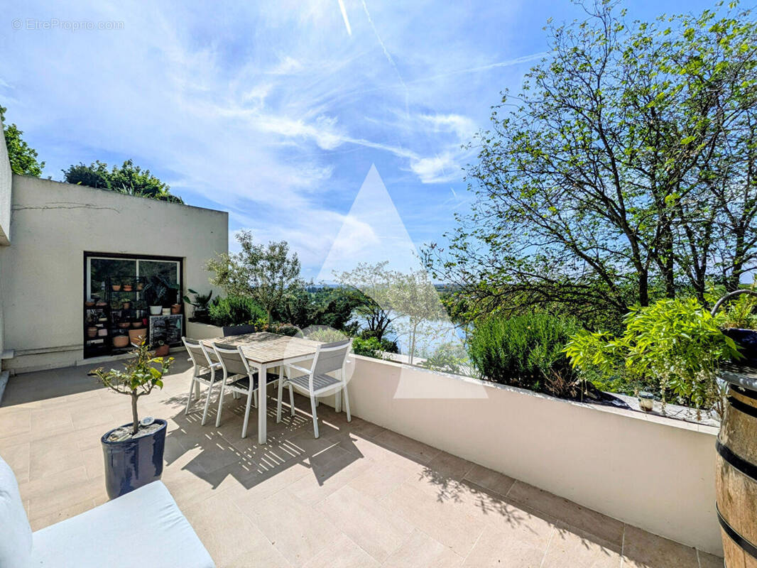 Appartement à LA FRETTE-SUR-SEINE