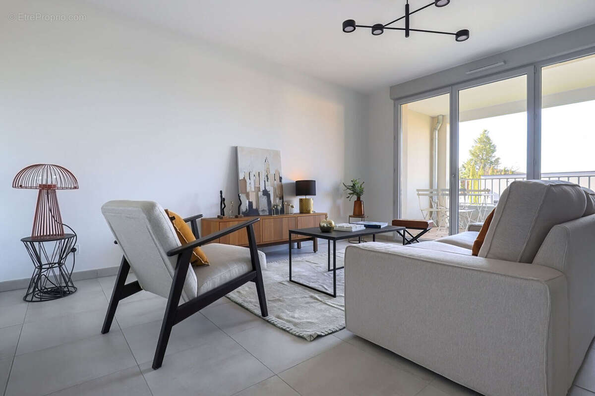 Appartement à SAINT-ORENS-DE-GAMEVILLE