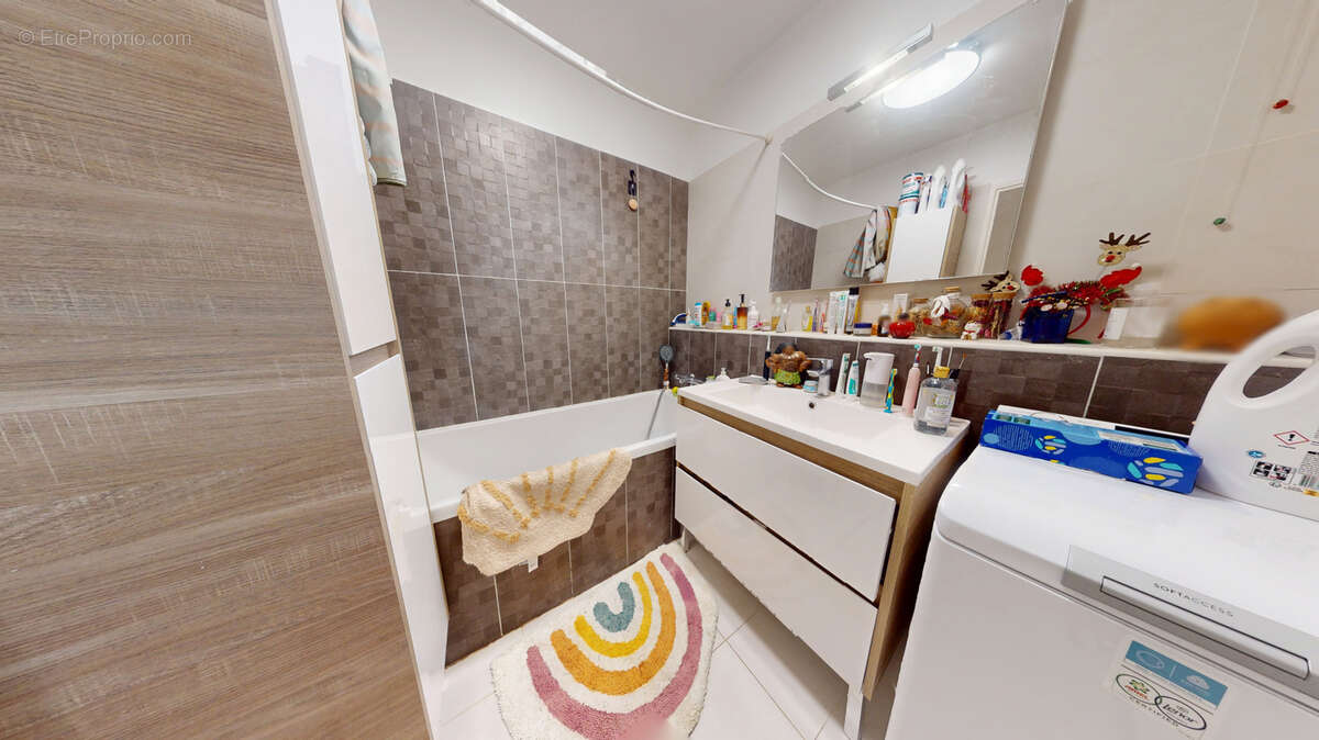 Appartement à HOUILLES