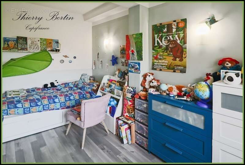 Appartement à LA COLLE-SUR-LOUP