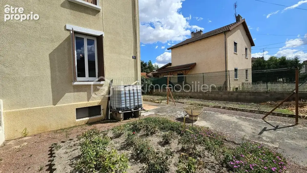 Roanne – maison de ville avec jardin, garage et sous-sol – prix attractif - photo 10