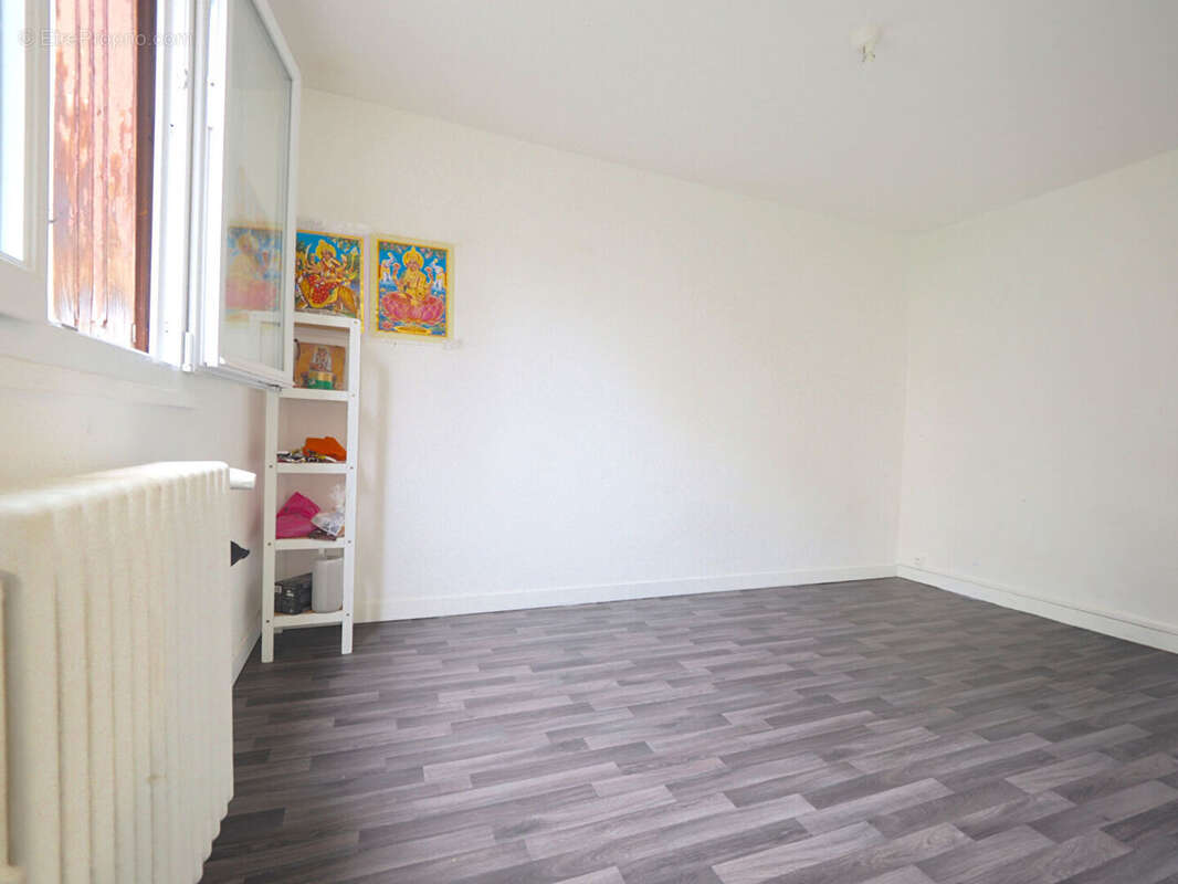 Appartement à ROMAINVILLE