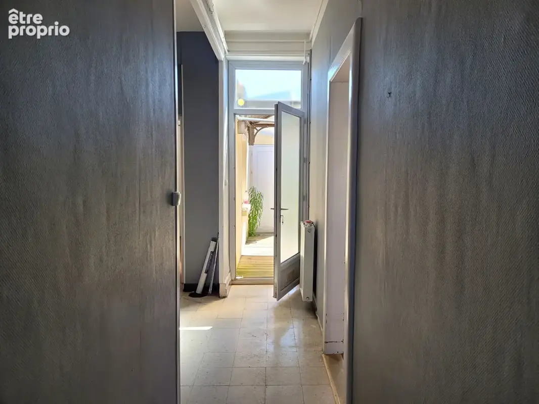 ROCHEFORT secteur chante alouette - maison double accès de 105 m²  de type 4 - jardin de 622 m² - photo 2