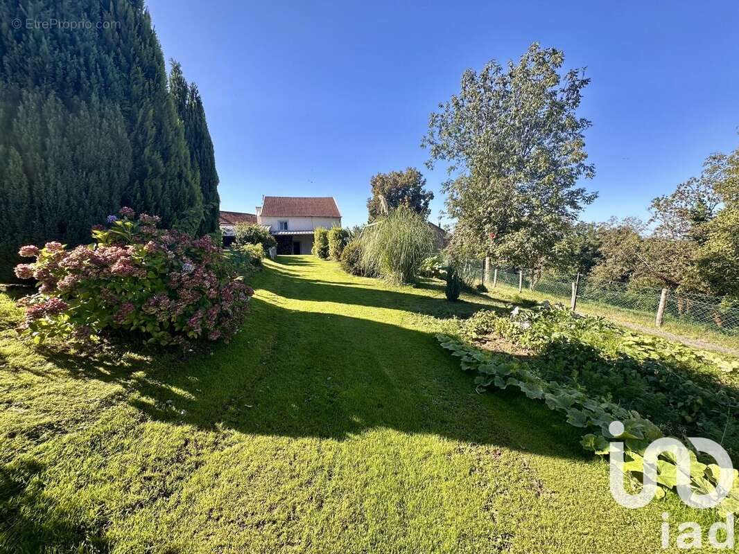 Photo 8 - Maison à SAINT-SAUVEUR