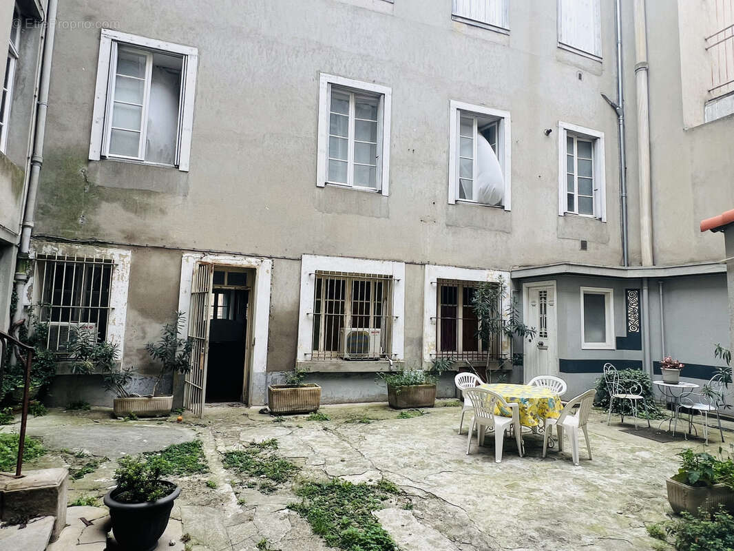 Appartement à CARCASSONNE