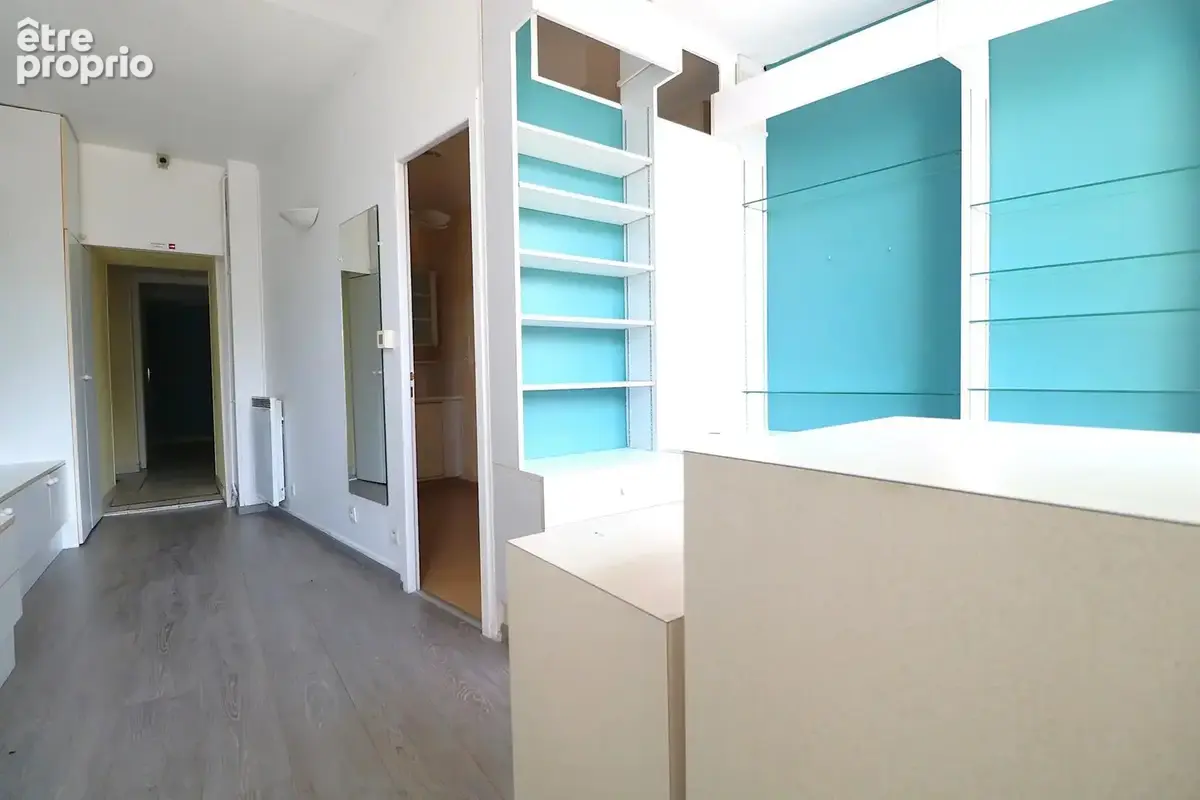 Local Commercial de 90m² au coeur de Soucieu - photo 2