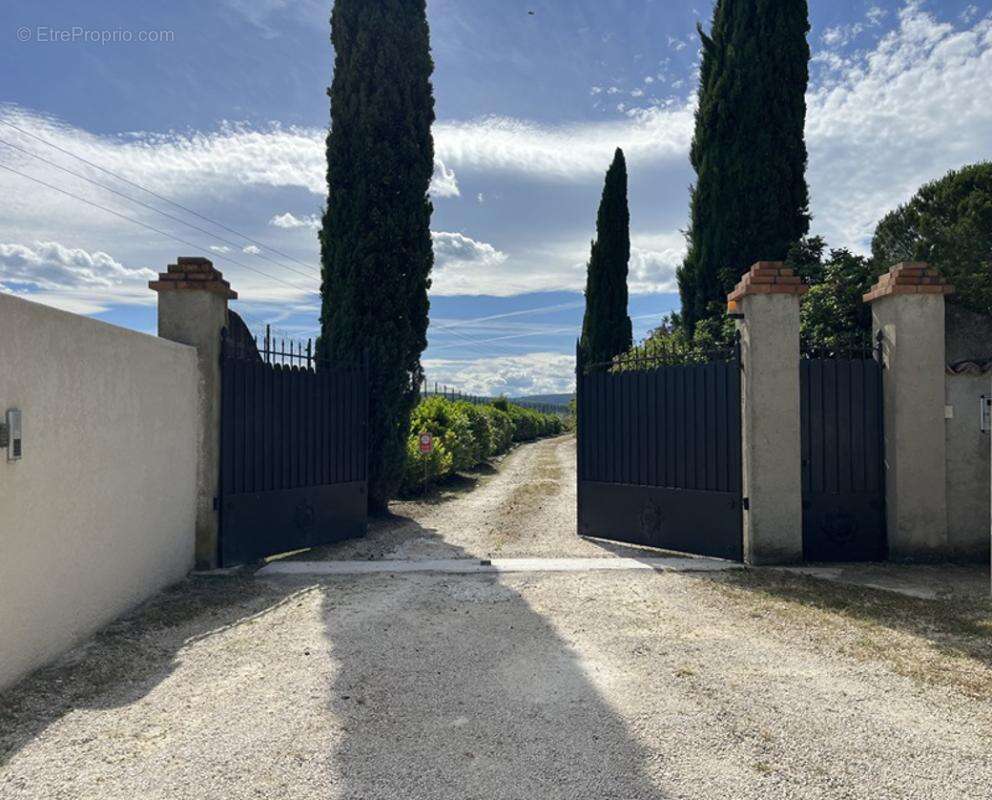 Maison 245 m² à Montelimar  - photo 3