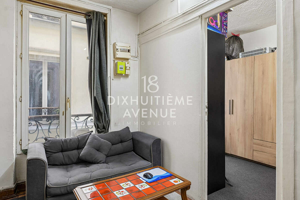 Appartement à PARIS-18E