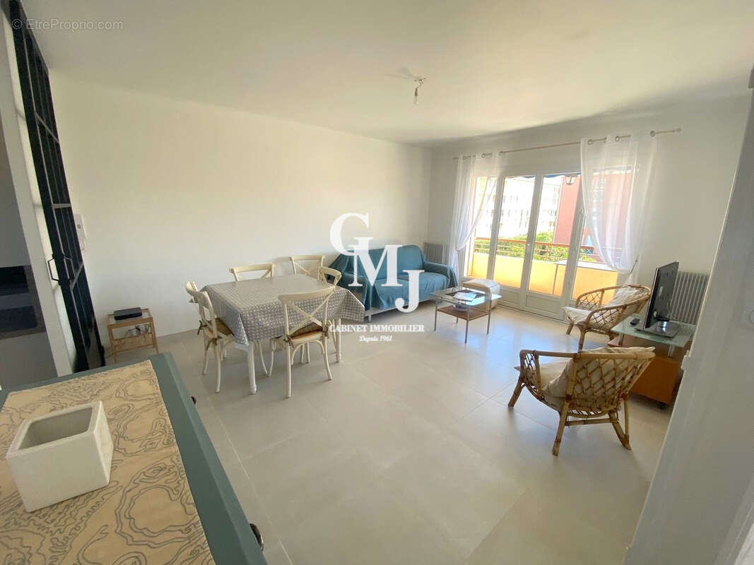 Appartement à SAINT-RAPHAEL