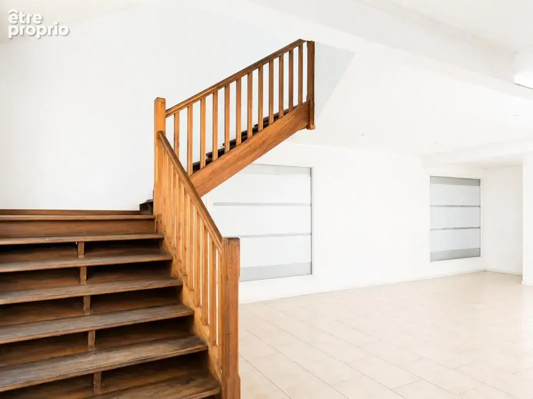 Locaux/Biens immobiliers - photo 4