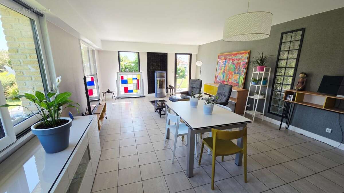 Maison à BEAURAINS