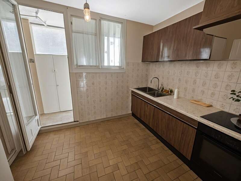 Appartement à MARSEILLE-10E