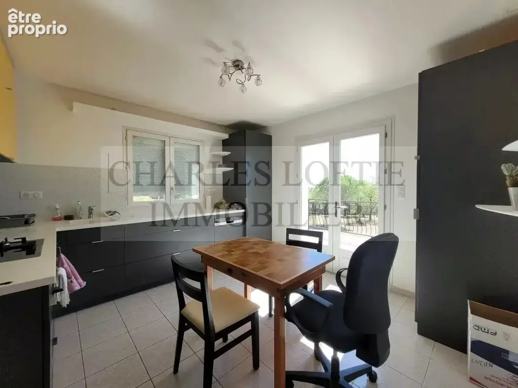 Belle maison familiale aux abords de Cahors sur terrain de 7500 m² - photo 5