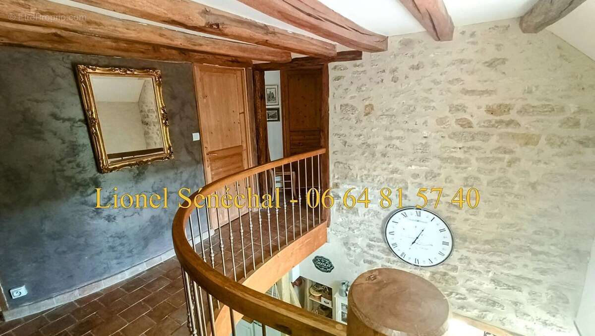Demeure de prestige en pierre avec piscine et dépendances - Aux portes des Alpes Mancelles et à 10 mn d' Alençon - photo 13