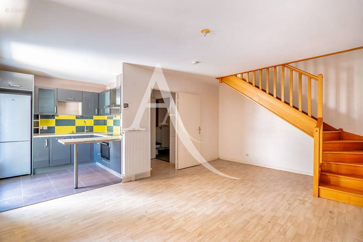 Appartement à LIMEIL-BREVANNES