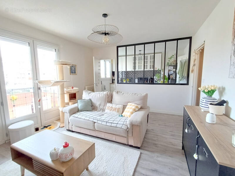 Appartement à FONTAINE-LES-DIJON