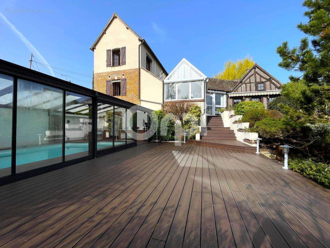 Maison à CONCHES-EN-OUCHE