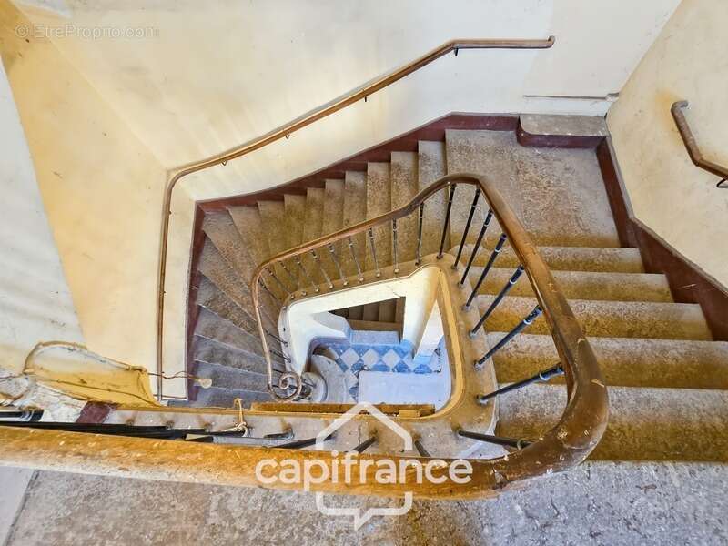 LORMES (Morvan) – Ancien hôtel particulier du XVIIIᵉ siècle – 780 m² de caractère à restaurer - photo 17