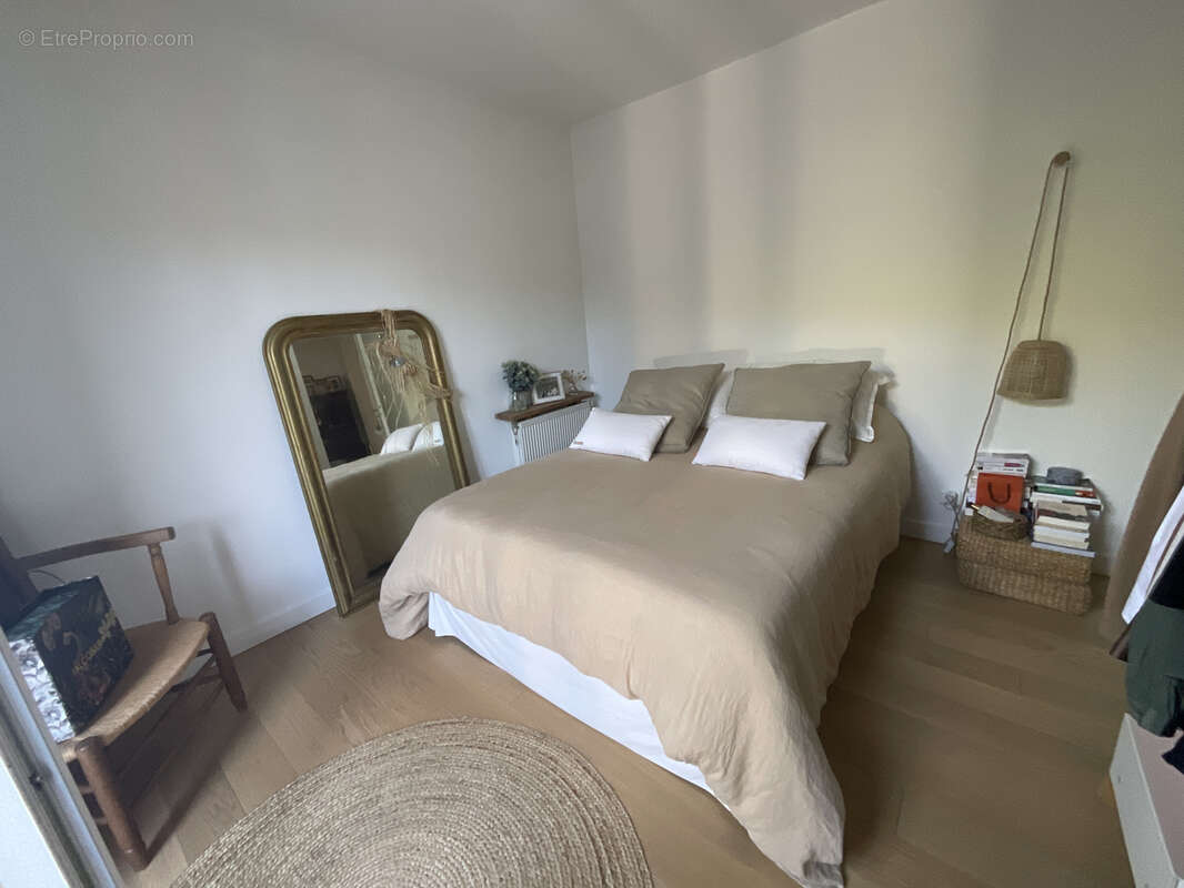 Appartement à LA COLLE-SUR-LOUP