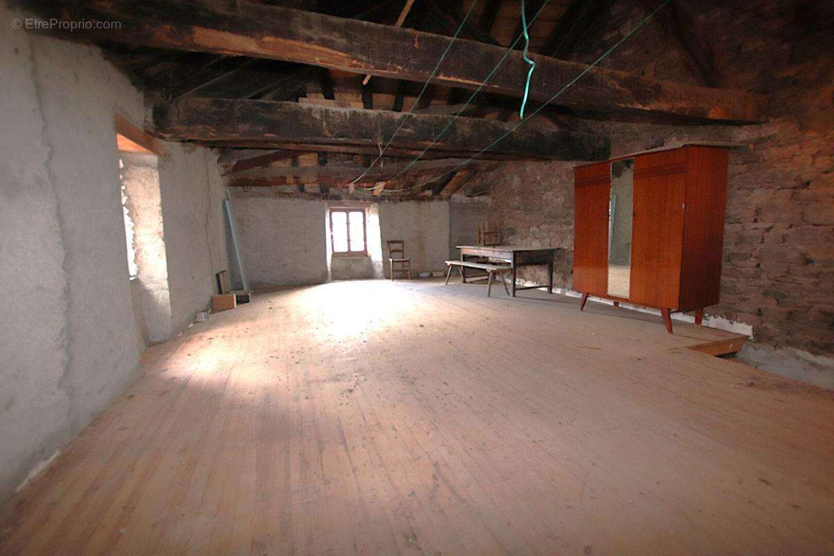 Maison à SAINT-AFFRIQUE