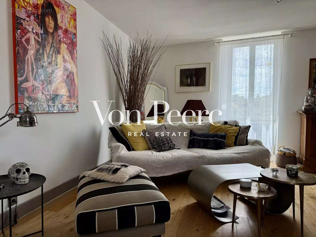 Appartement à VALLABREGUES