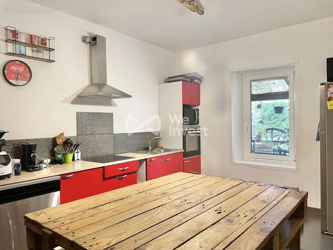Maison 186 m² à Luzillat  - photo 8