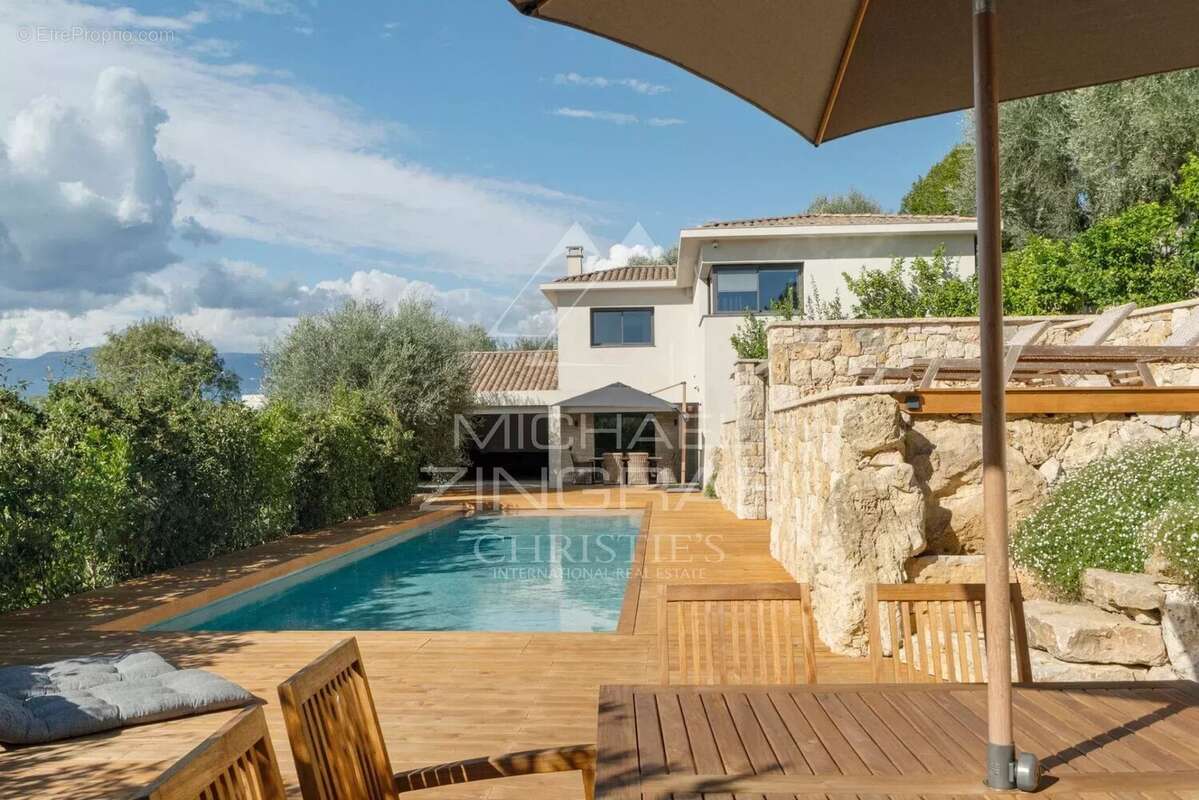 Maison à MOUGINS
