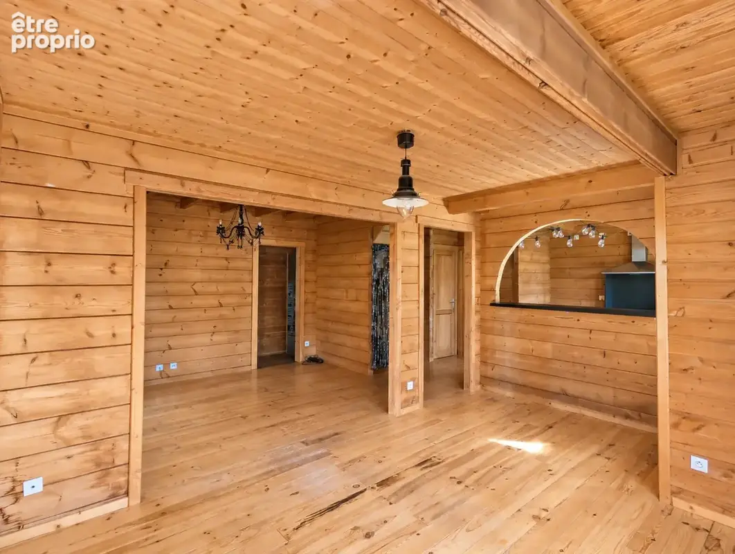 Chalet familial avec jardin arboré dans un environnement privilégié - photo 8